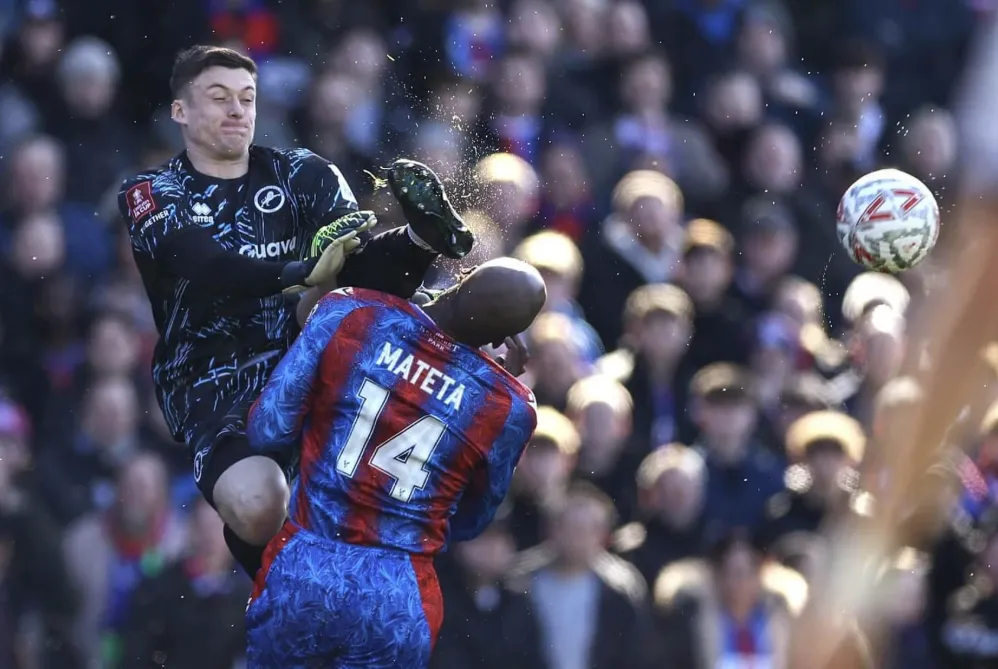 The Heart of Palace's Attack Falls Silent